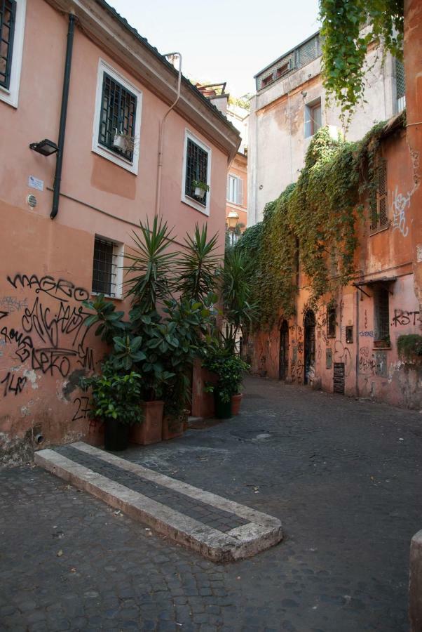 Trastevere Classico Self Check In Roma Exterior foto