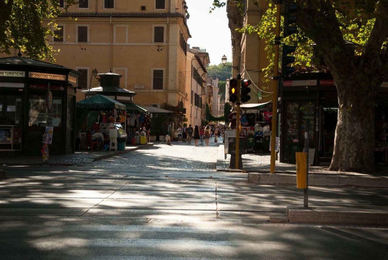 Trastevere Classico Self Check In Roma Exterior foto
