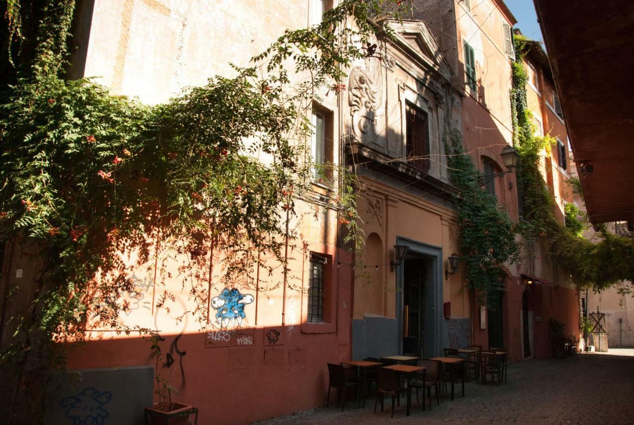 Trastevere Classico Self Check In Roma Exterior foto